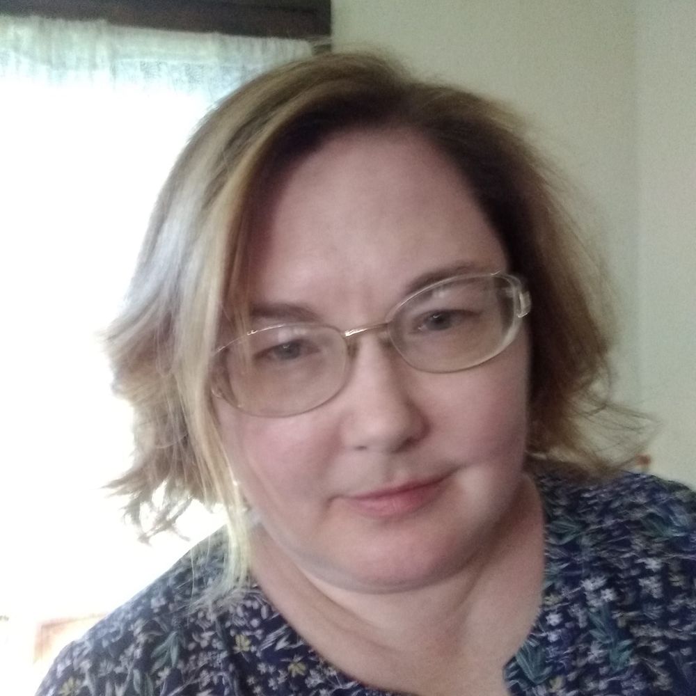 Meet your Posher, Kira